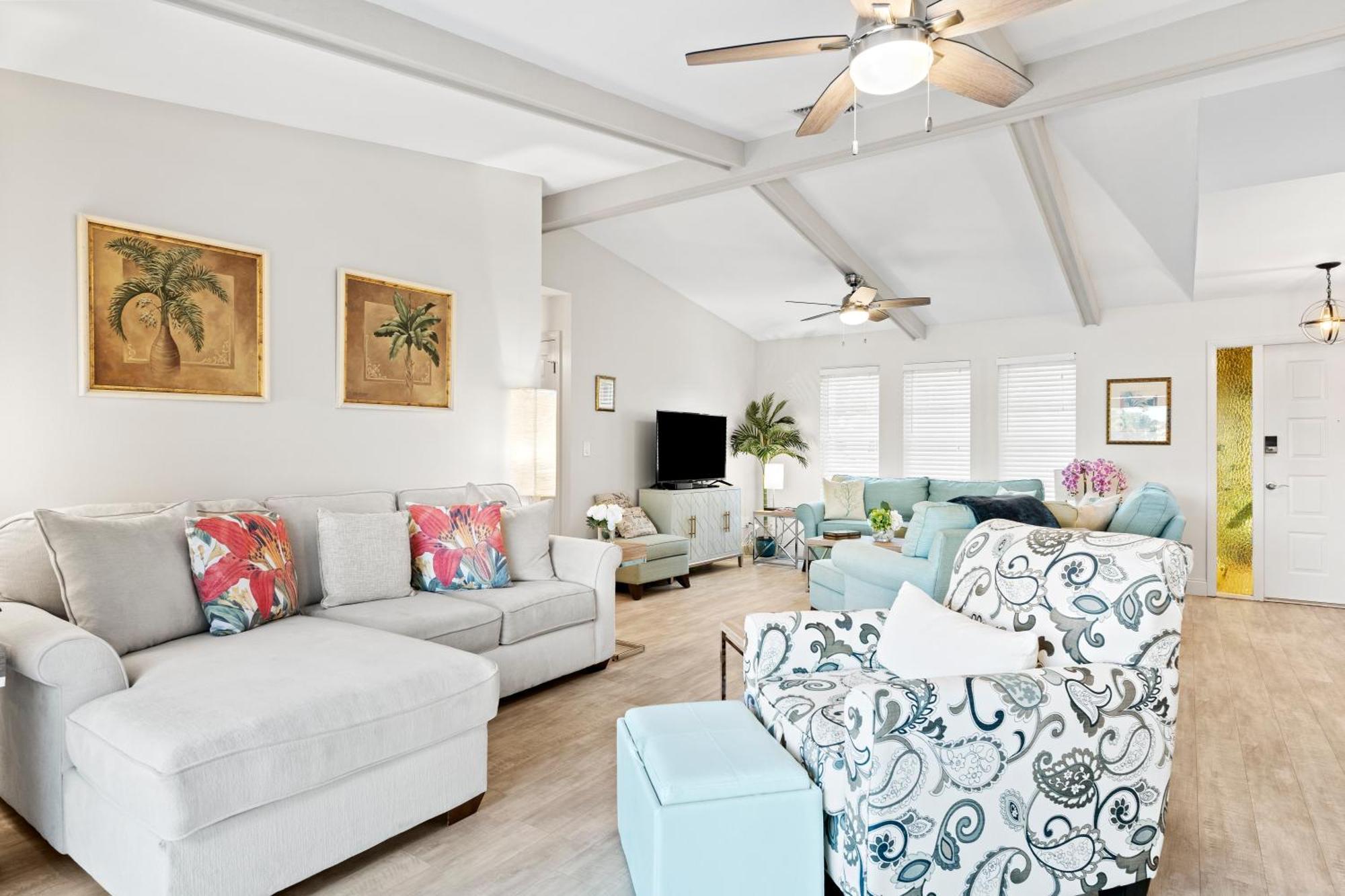 Serenity Waterfront Villa With King Suite, Private Pool, Great Lanai Enclosure And Long Water Views Cape Coral Eksteriør billede