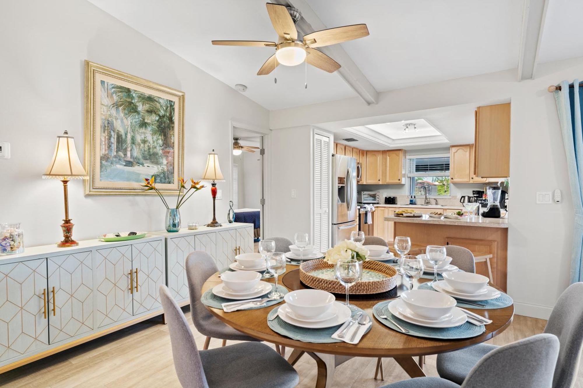Serenity Waterfront Villa With King Suite, Private Pool, Great Lanai Enclosure And Long Water Views Cape Coral Eksteriør billede