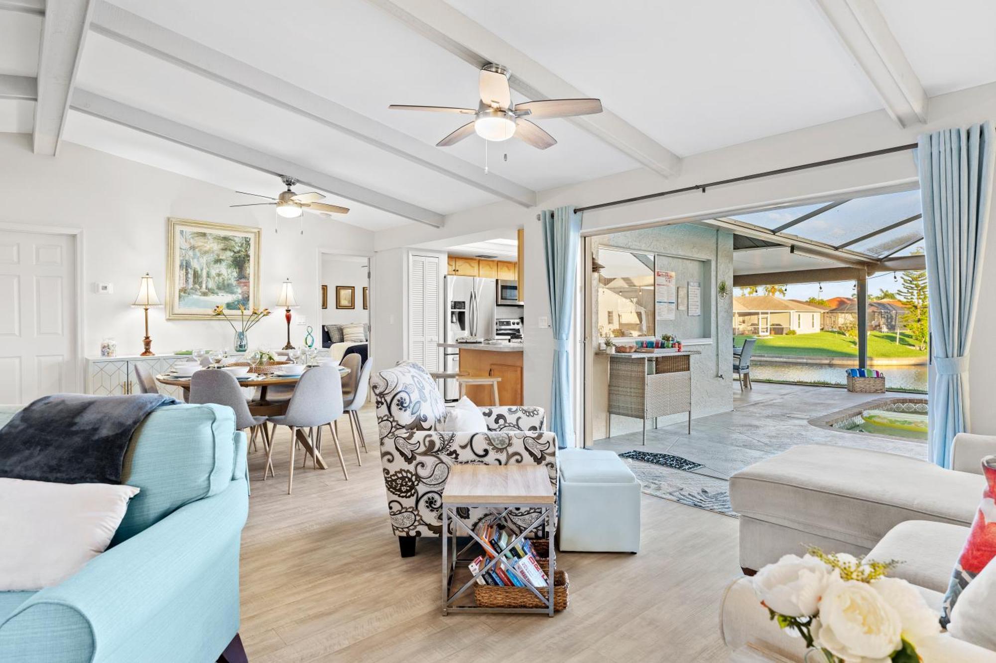 Serenity Waterfront Villa With King Suite, Private Pool, Great Lanai Enclosure And Long Water Views Cape Coral Eksteriør billede