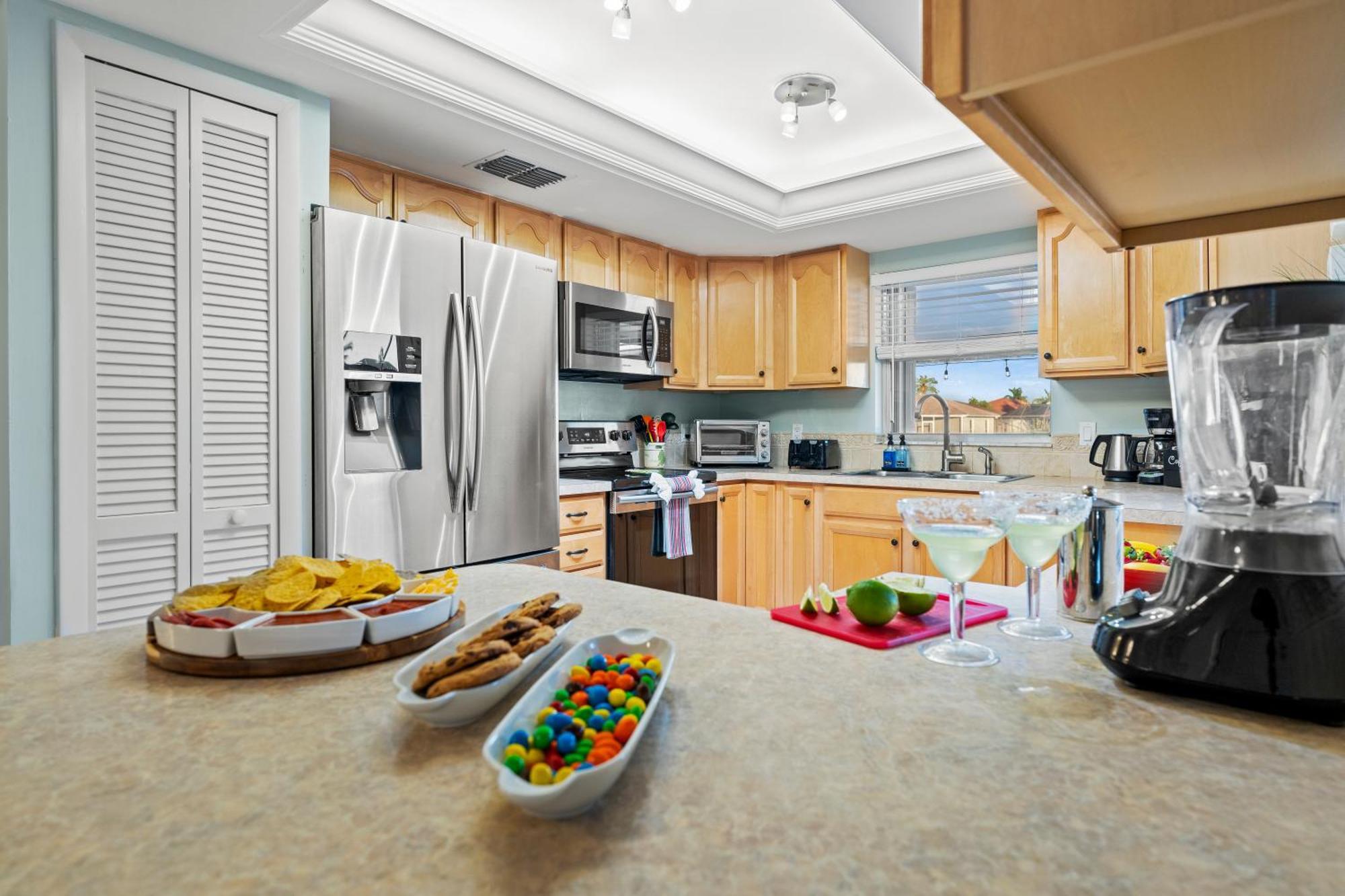 Serenity Waterfront Villa With King Suite, Private Pool, Great Lanai Enclosure And Long Water Views Cape Coral Eksteriør billede
