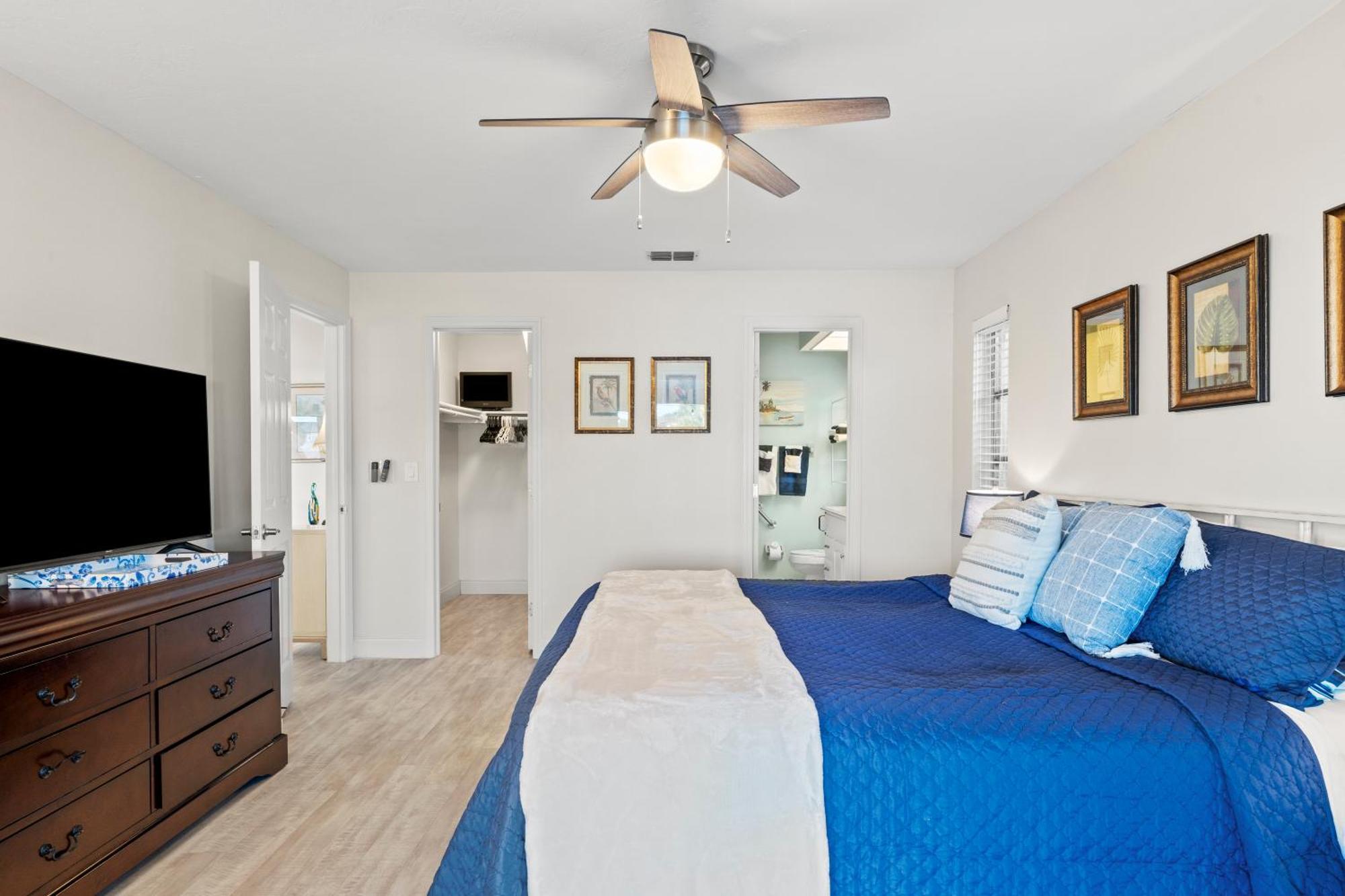 Serenity Waterfront Villa With King Suite, Private Pool, Great Lanai Enclosure And Long Water Views Cape Coral Eksteriør billede